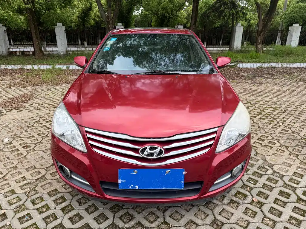Hyundai Elantra 2011