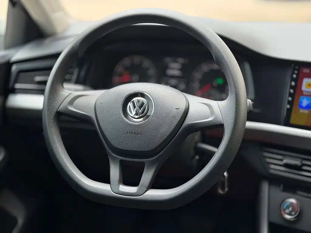 Volkswagen Bora 2019 — фото 12