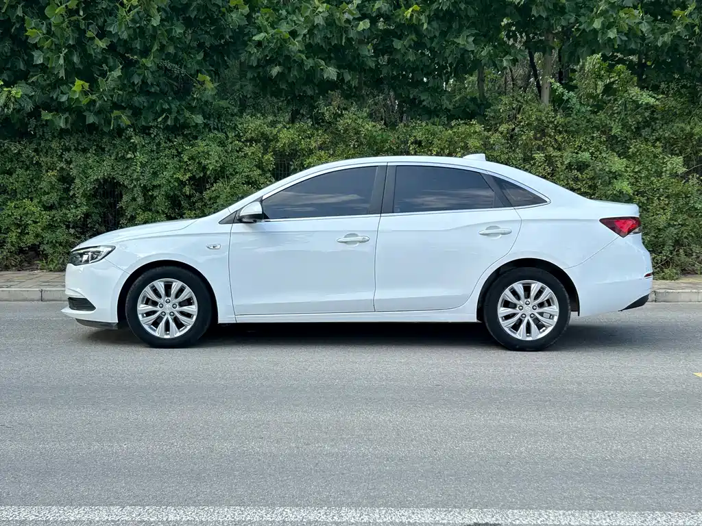 Buick Excelle 2018