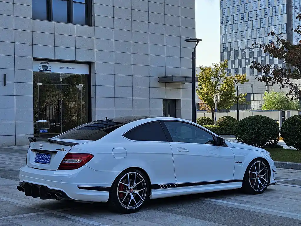 Mercedes-Benz C-Class AMG 2014 — фото 6