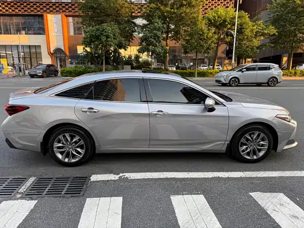 Toyota Avalon 2021