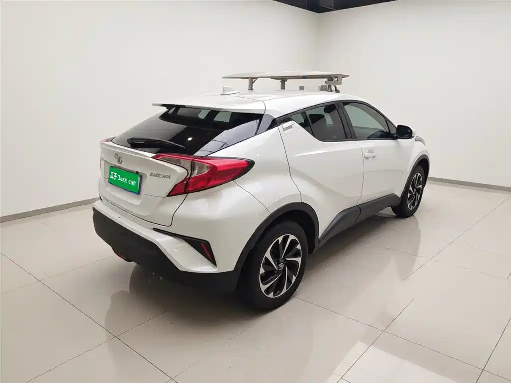 Toyota IZOA 2018 — фото 25