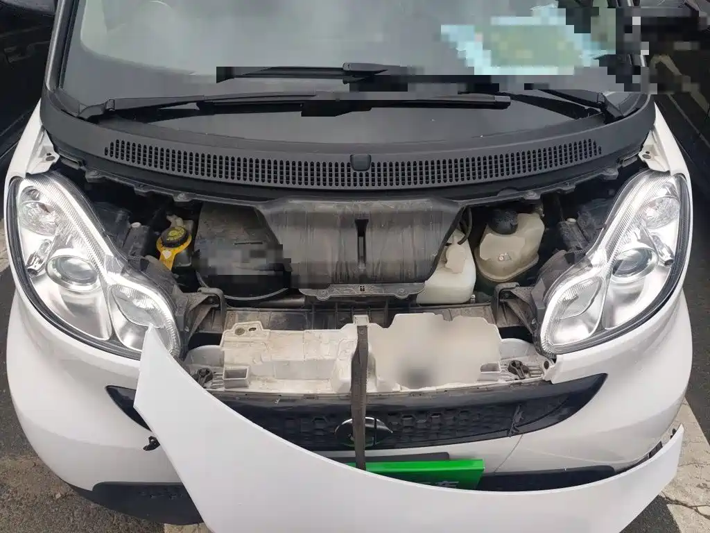 smart Fortwo 2015 — фото 17