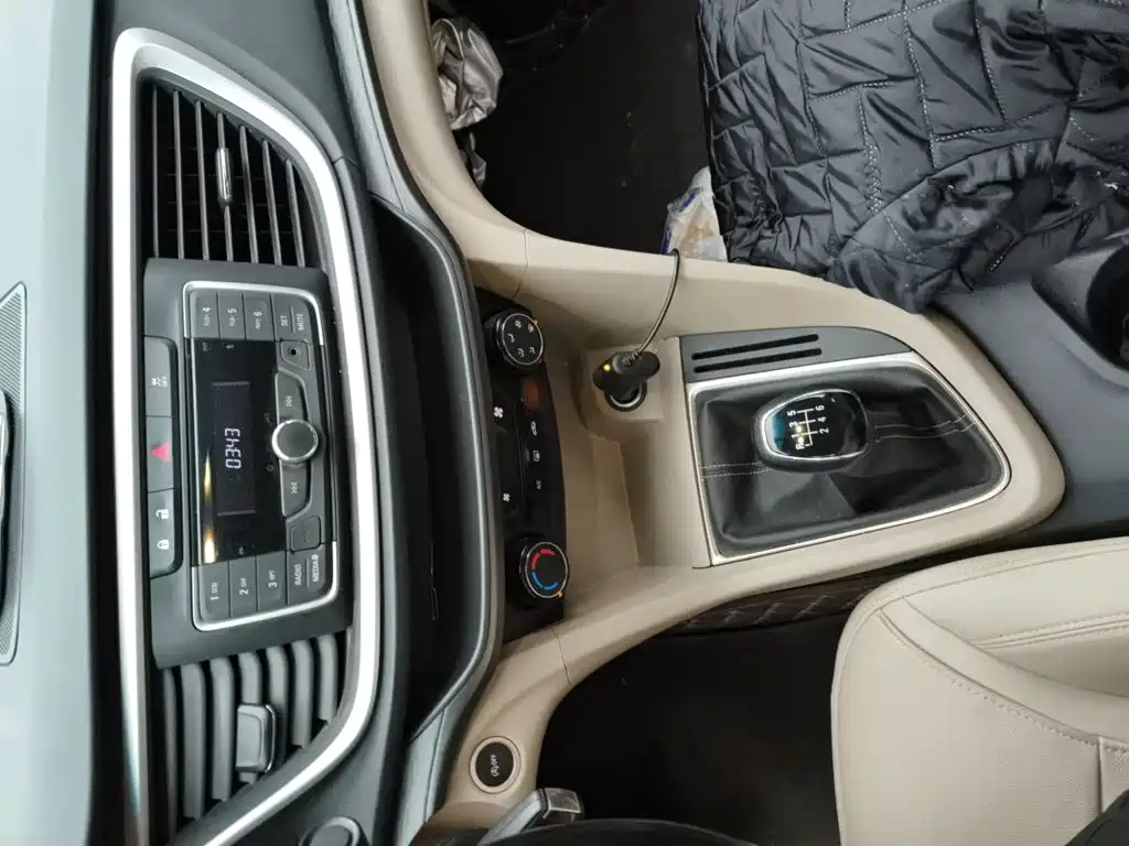 Buick Excelle 2019 — фото 10