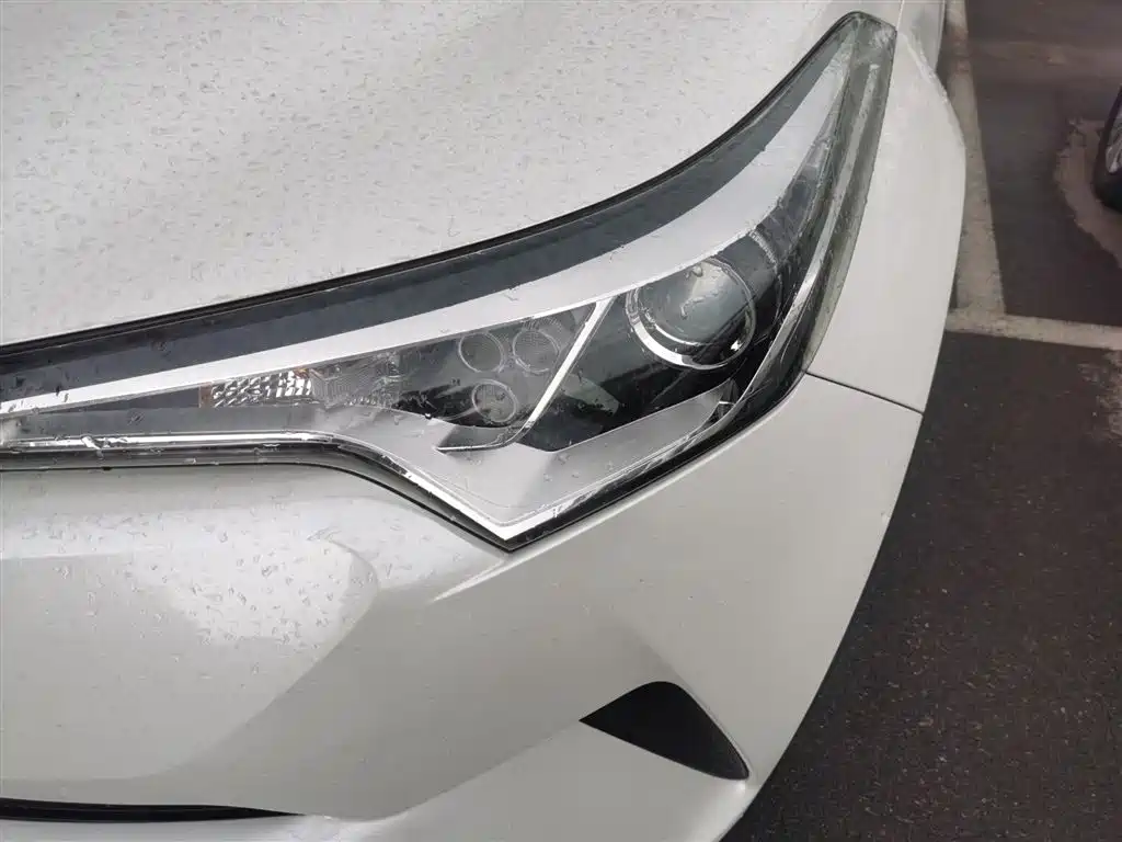 Toyota IZOA 2018 — фото 18