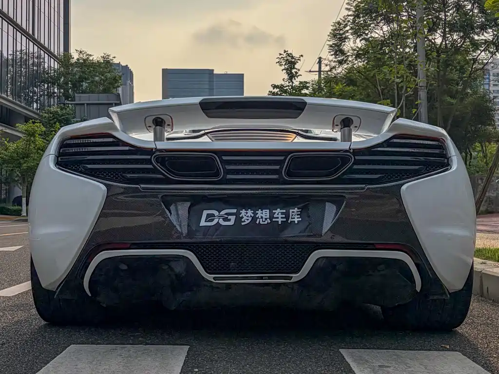 McLaren 12C 2016 — фото 13