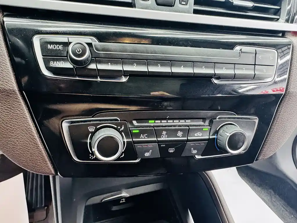 BMW X1 2022 — фото 6