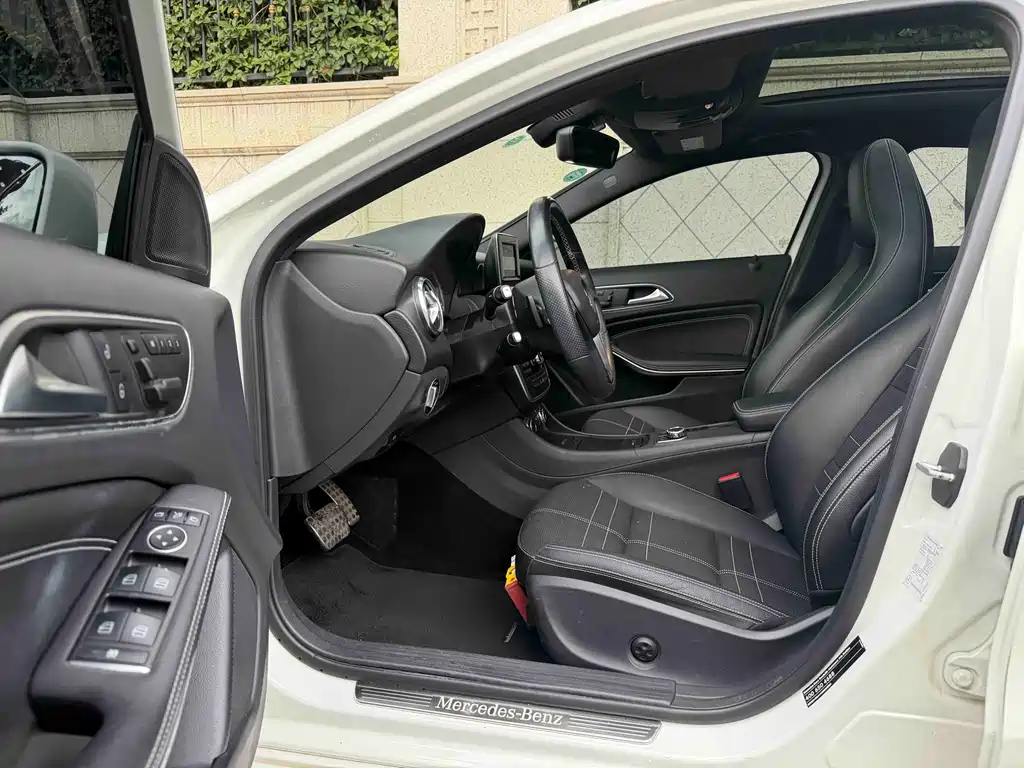 Mercedes-Benz A-Class 2014