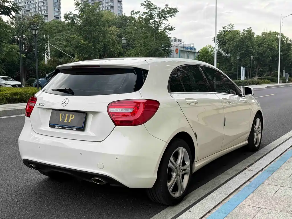 Mercedes-Benz A-Class 2014