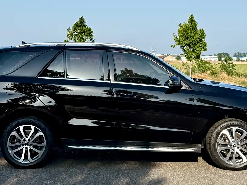 Mercedes-Benz GLE 2018 — фото 5