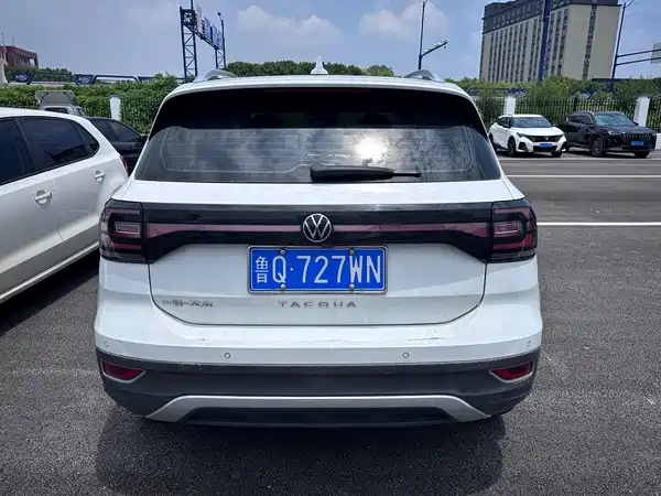 Volkswagen Tacqua 2022