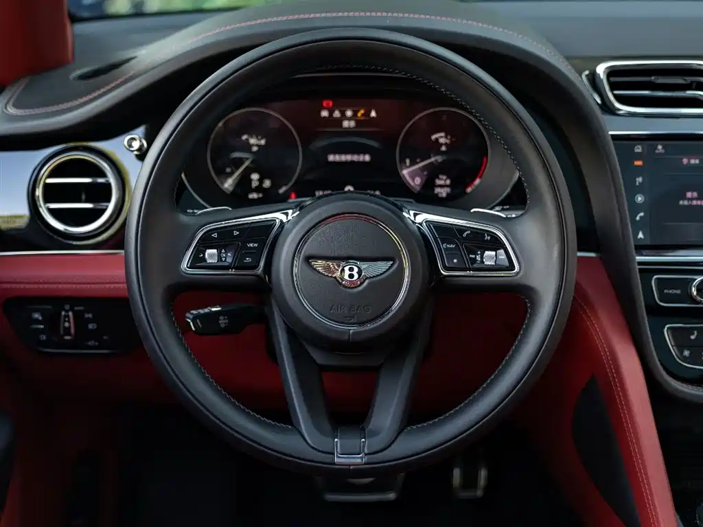 Bentley Bentayga 2021 — фото 12
