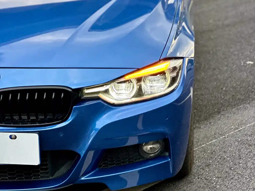 BMW 3 Series 2019 — фото 4