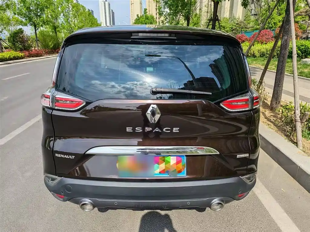 Renault Espace 2018 — фото 22
