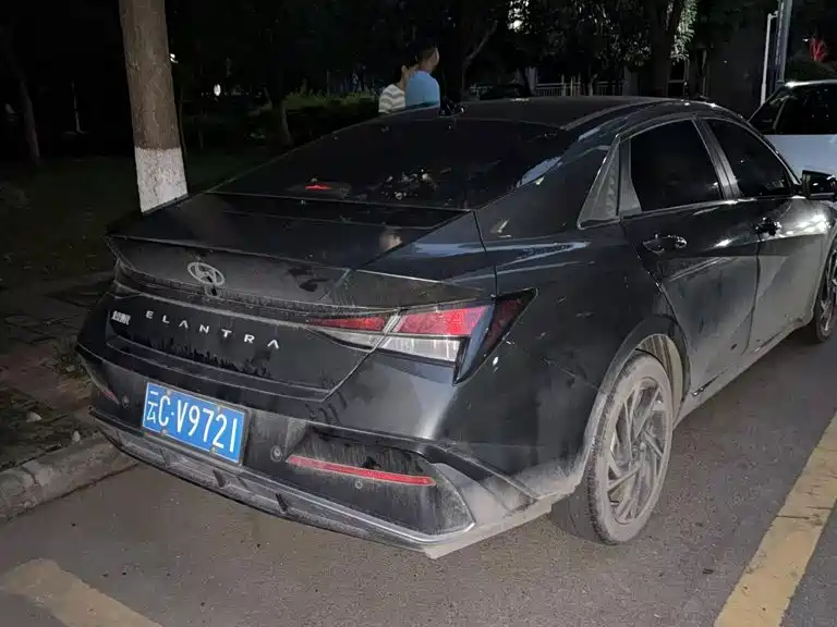 Hyundai Elantra 2023
