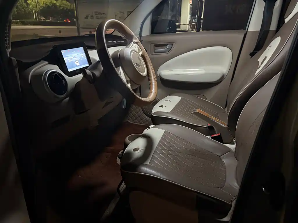 Wuling Hongguang MINIEV 2025