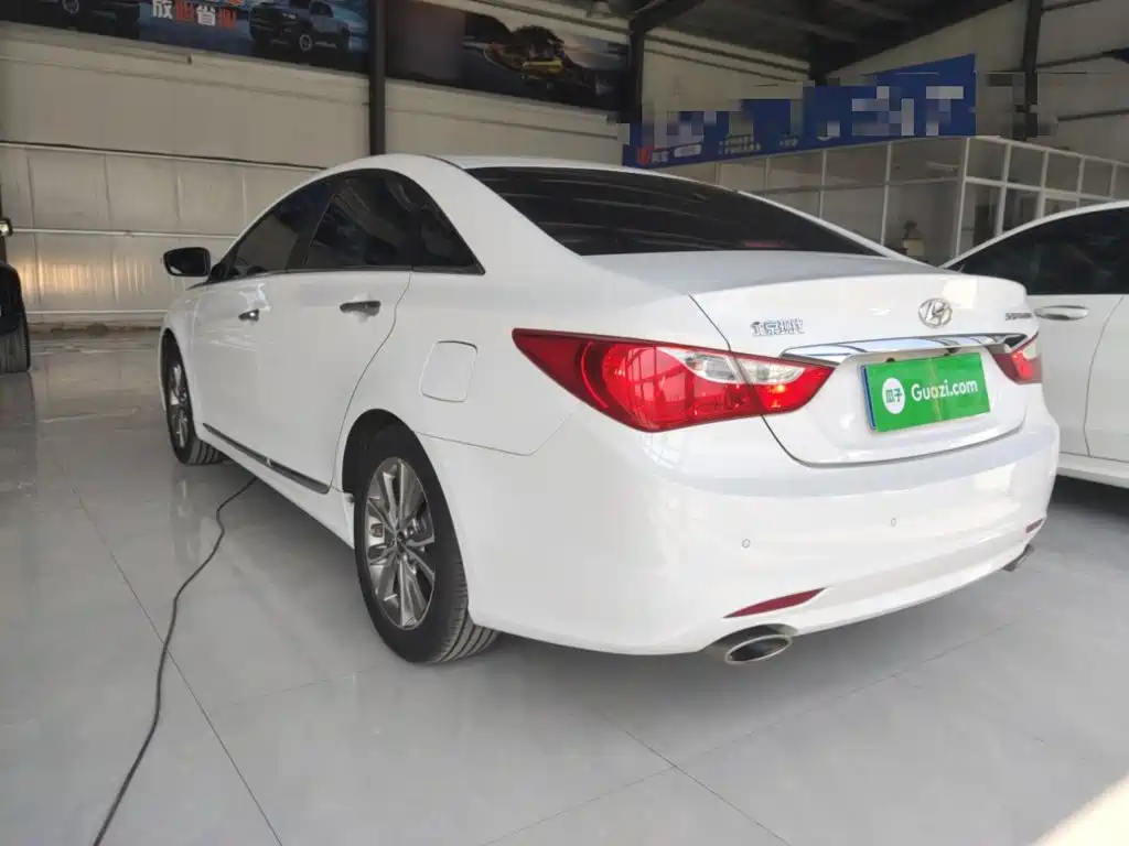 Hyundai Sonata 2015 — фото 23