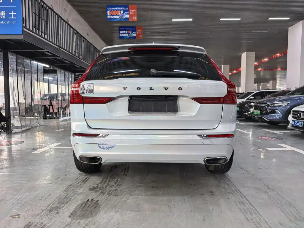 Volvo XC60 2020 — фото 16
