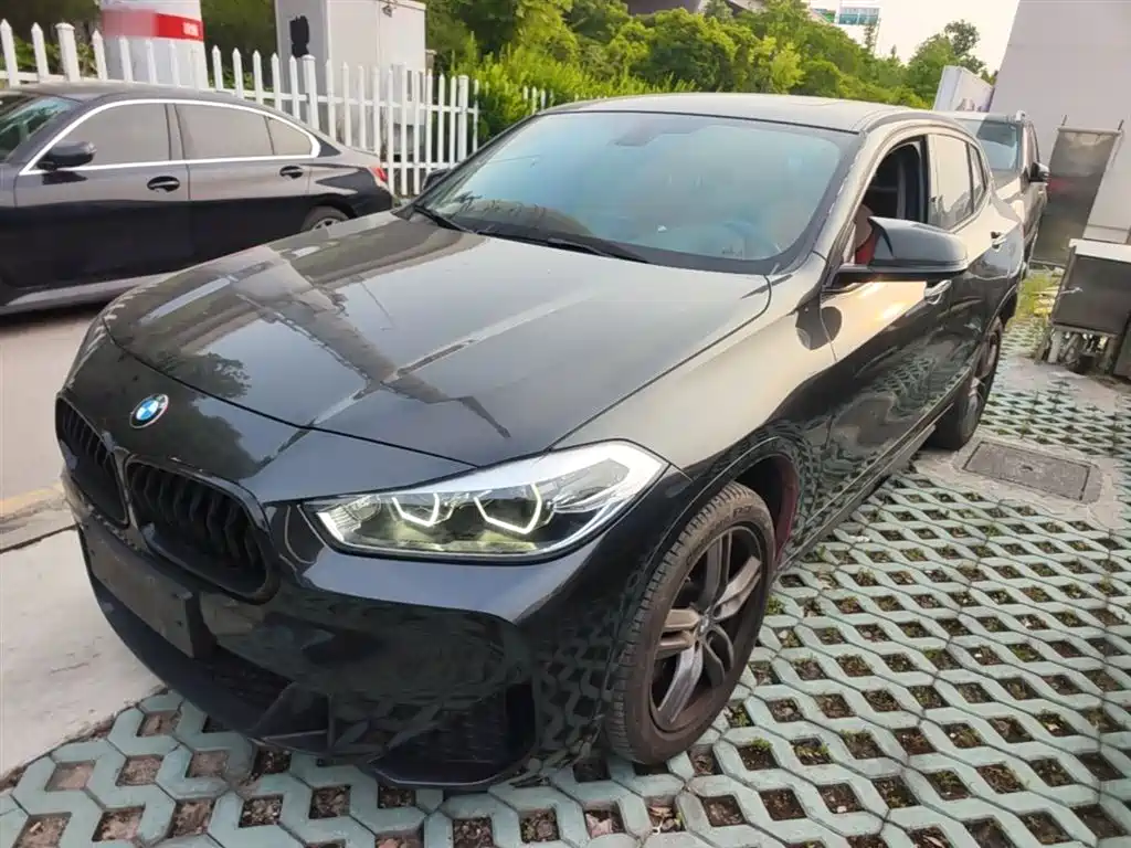 BMW X2 2021 — фото 2
