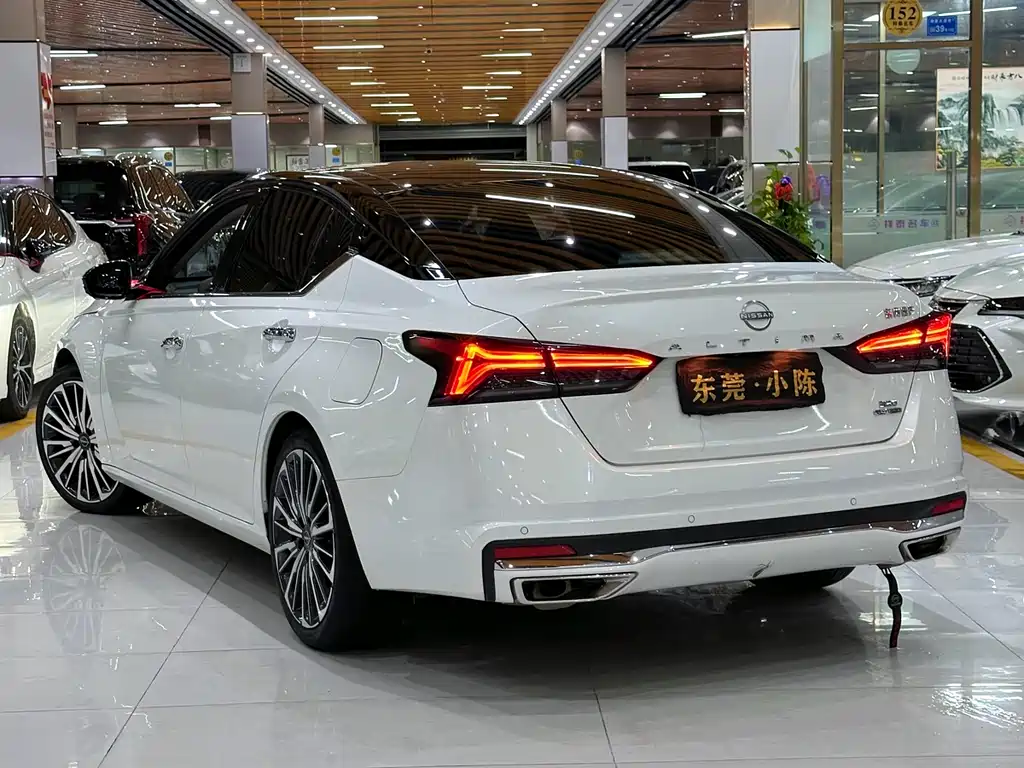 Nissan Teana 2023 — фото 10