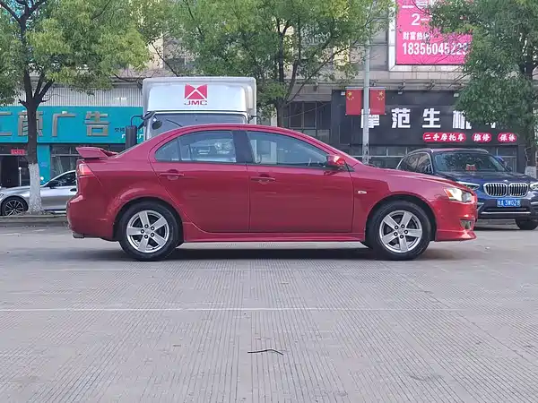 Mitsubishi Lancer EX 2010
