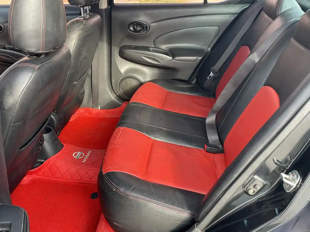 Nissan Sunny 2012 — фото 6