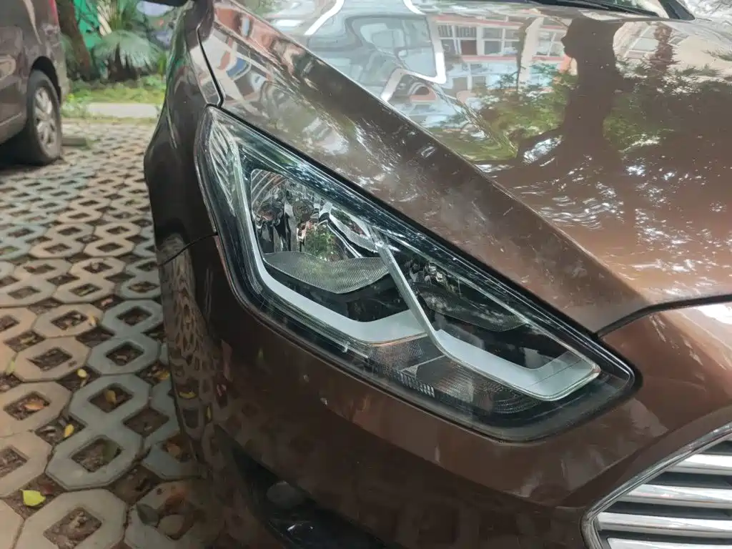 Ford Escort 2016
