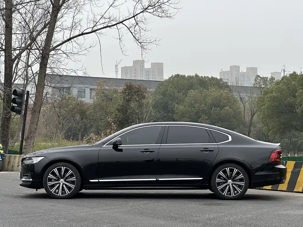 Volvo S90 2024 — фото 4