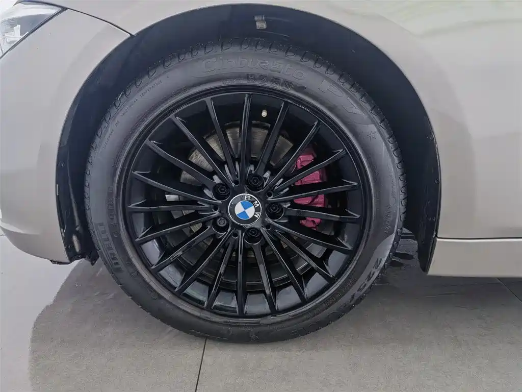 BMW 3 Series 2016 — фото 17