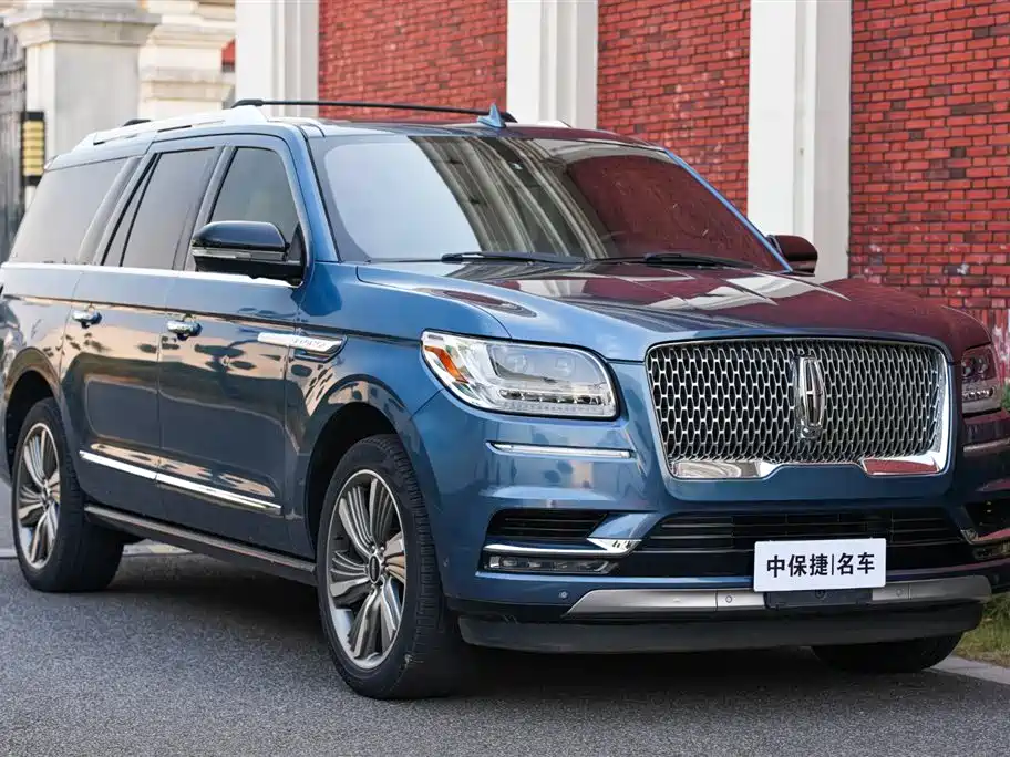 Lincoln Navigator 2019 — фото 2