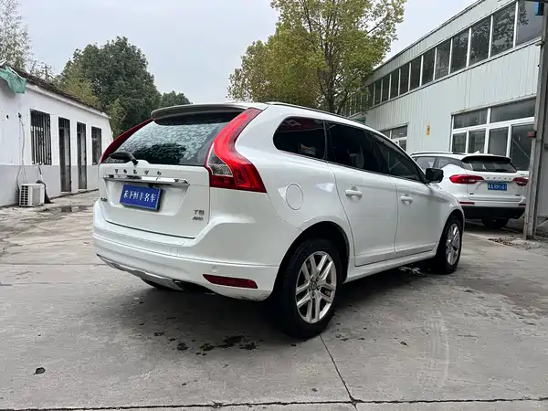Volvo XC60 2017