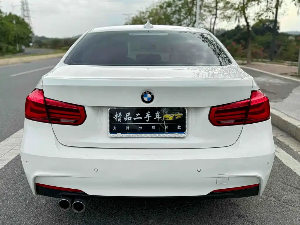 BMW 3 Series 2017 — фото 21