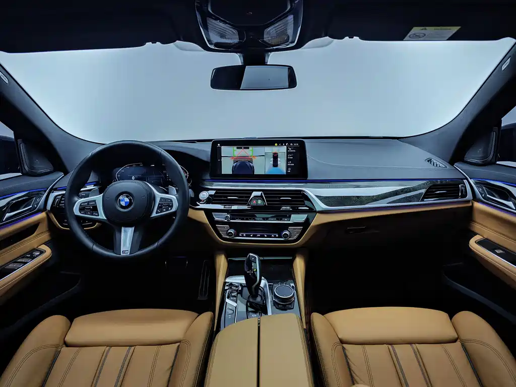 BMW 6 Series GT 2024 — фото 10