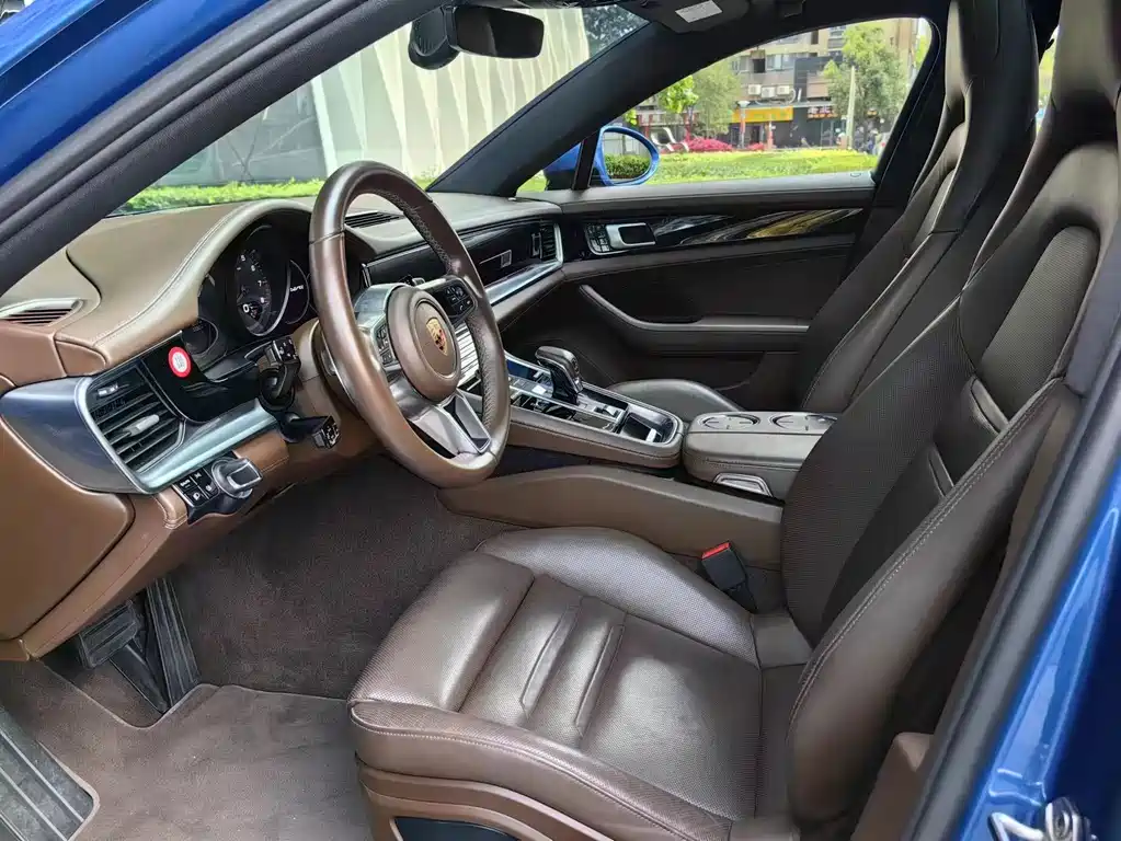 Porsche Panamera 2018 — фото 12
