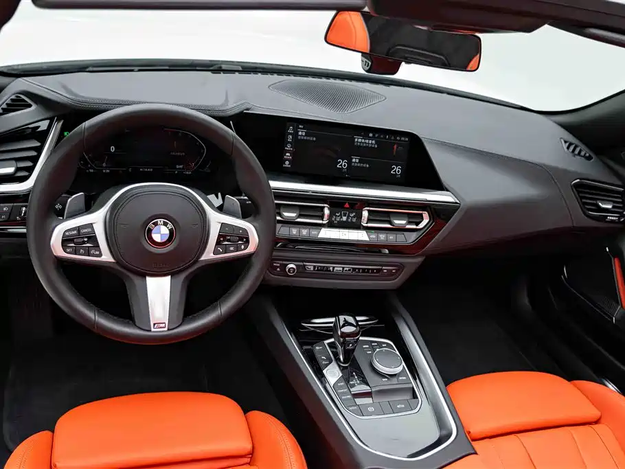 BMW Z4 2024 — фото 11