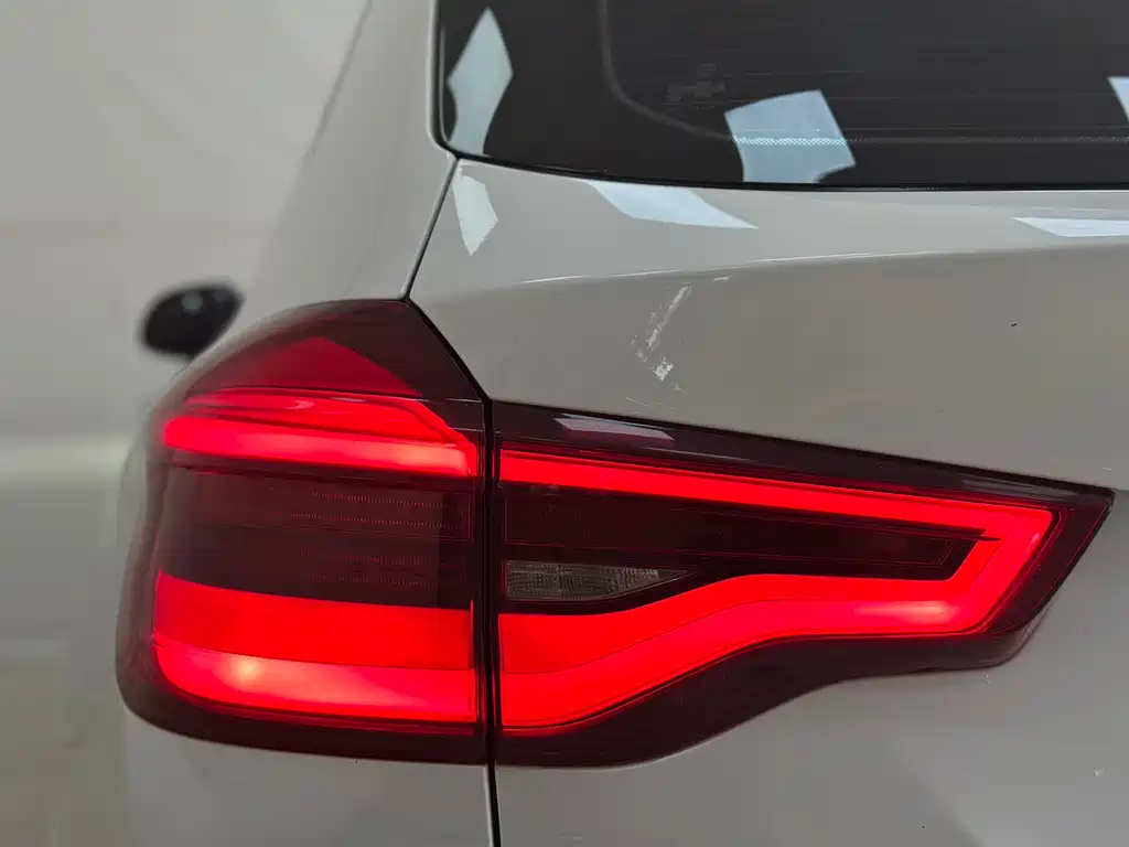 BMW X3 2019 — фото 19
