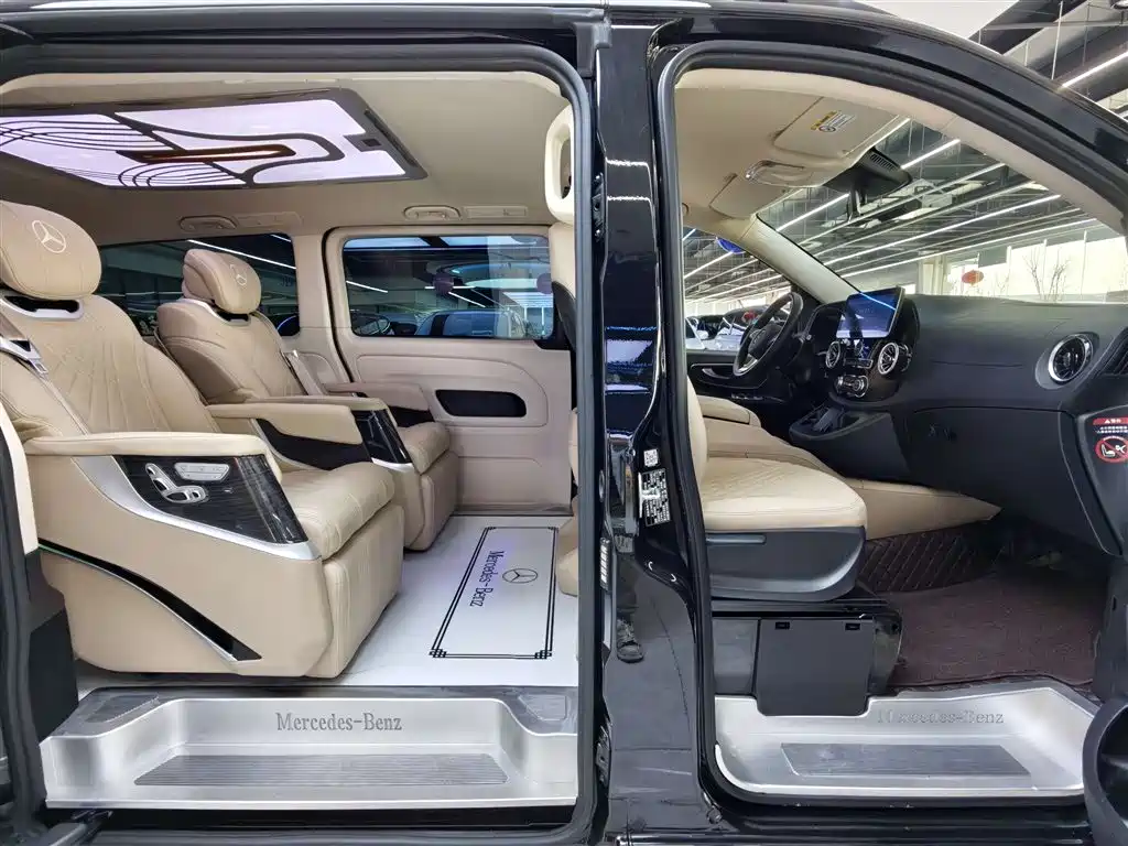 Mercedes-Benz Vito 2023 — фото 15