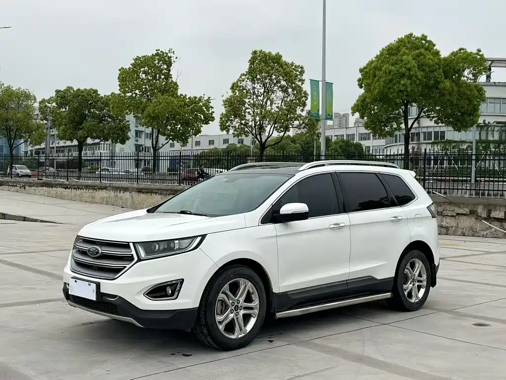 Ford Edge 2015 — фото 1