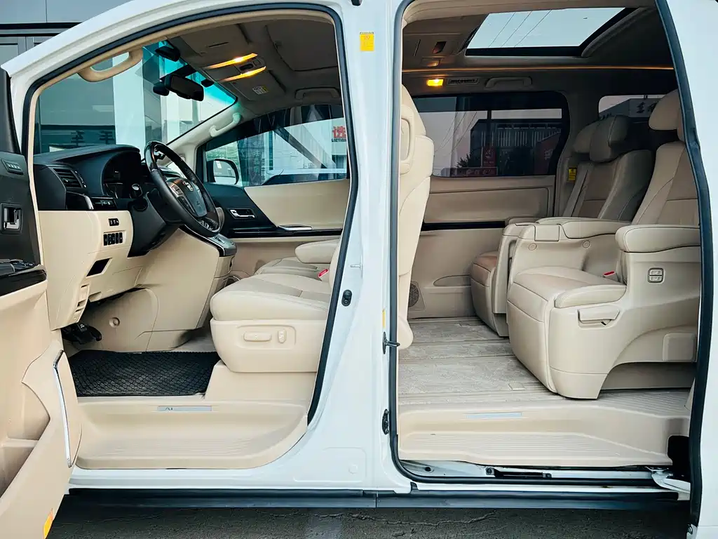Toyota Alphard 2013 — фото 13