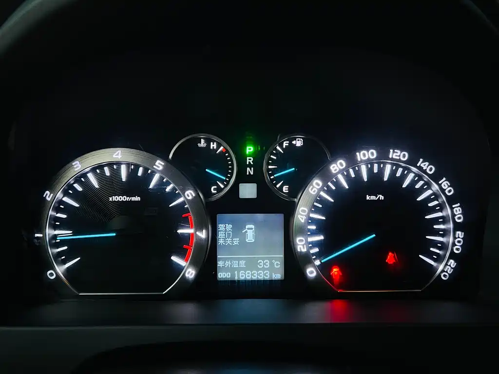 Toyota Alphard 2013 — фото 20