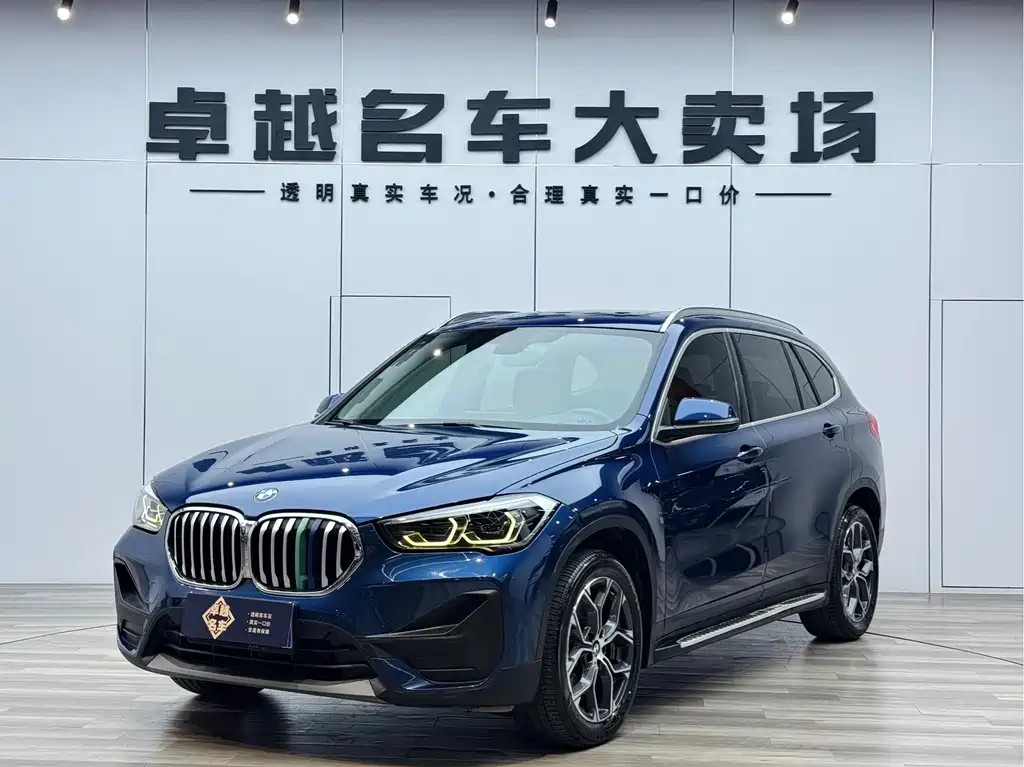 BMW X1 2021 — фото 1