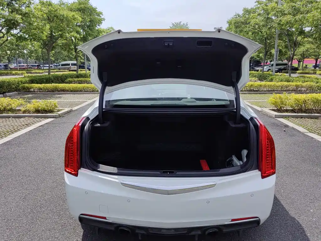 Cadillac ATS-L 2017 — фото 11