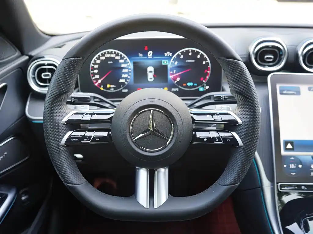 Mercedes-Benz C-Class 2022 — фото 19
