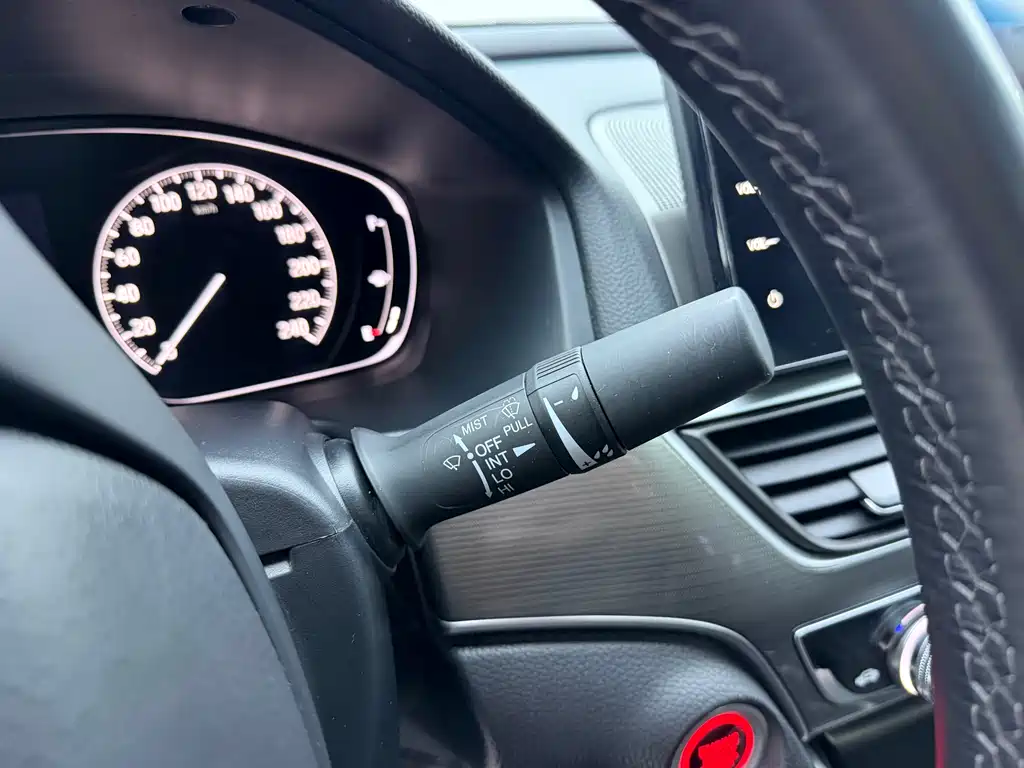 Honda Accord 2022 — фото 10
