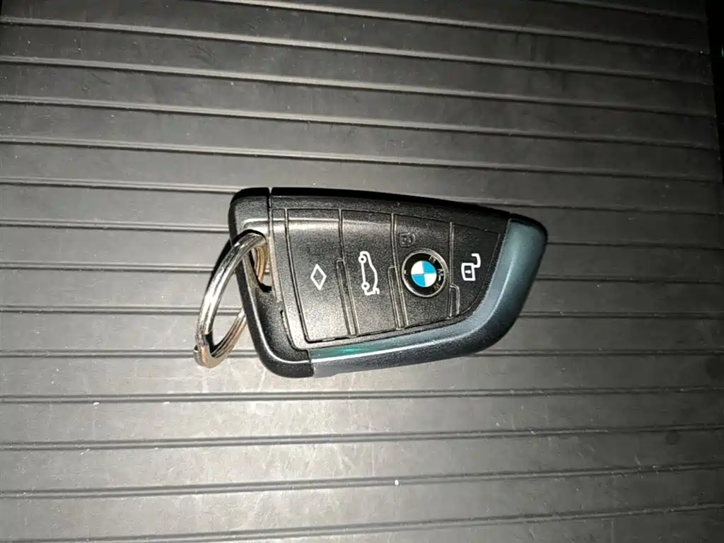 BMW X4 2022 — фото 9