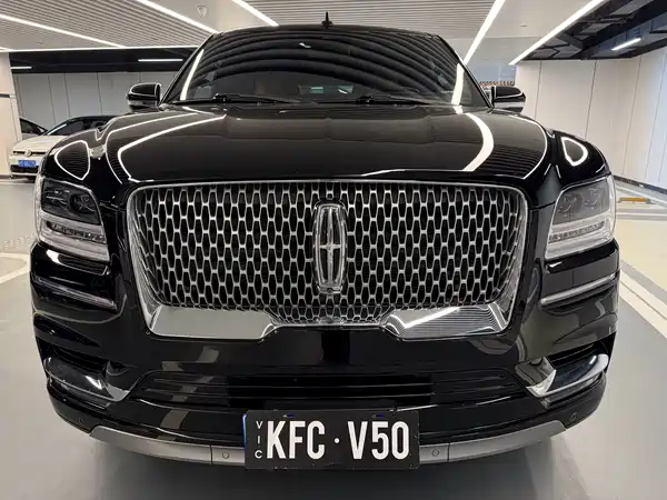 Lincoln Navigator 2020