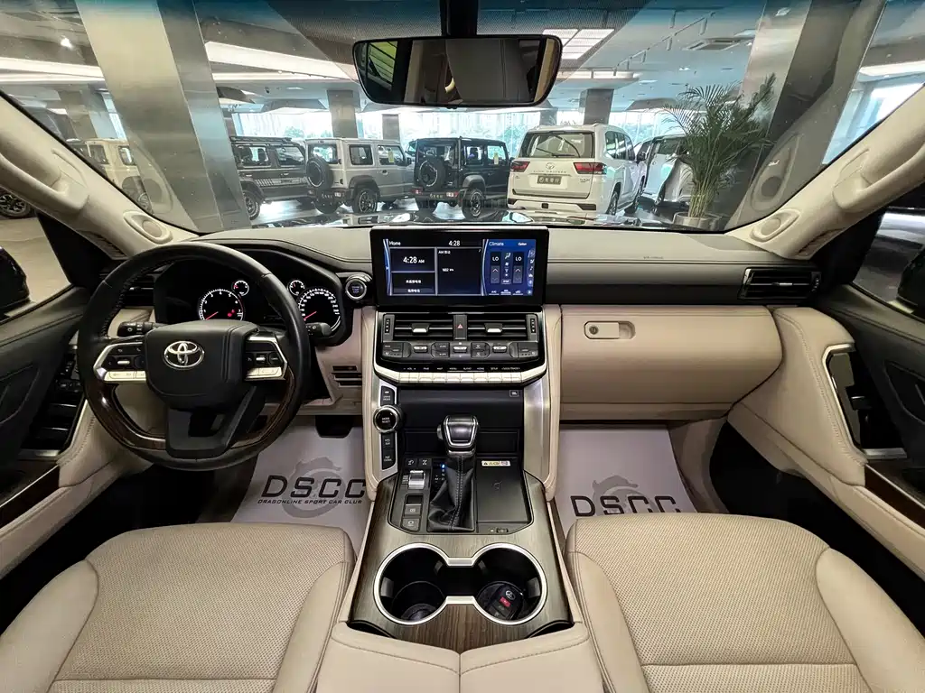 Toyota Land Cruiser 2023 — фото 13