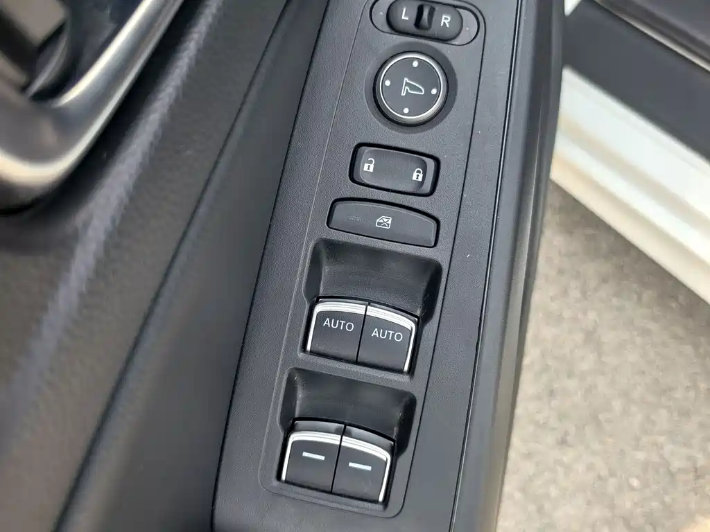 Honda Civic 2024 — фото 11
