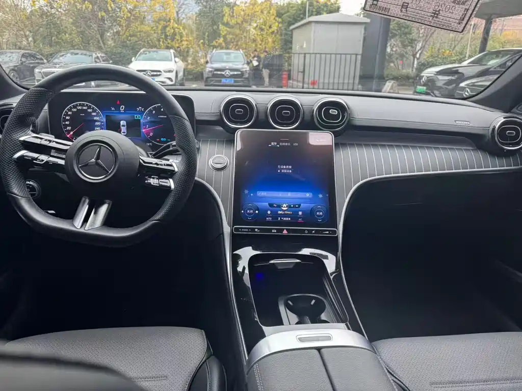 Mercedes-Benz C-Class 2022 — фото 3