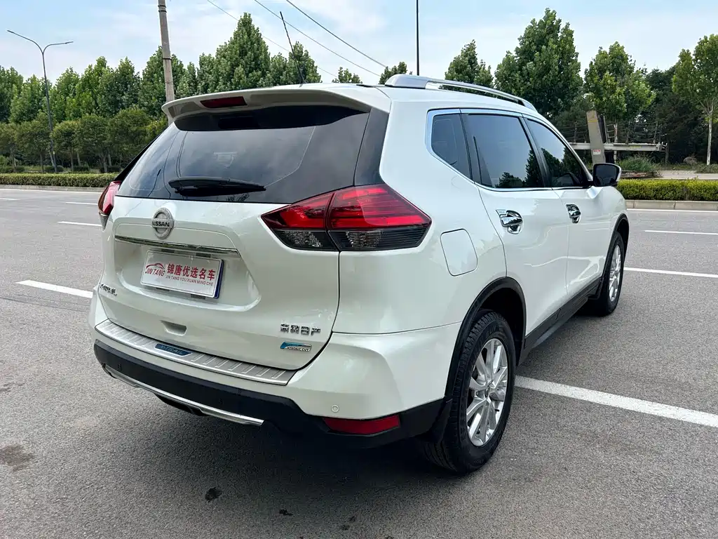 Nissan X-Trail 2017 — фото 15